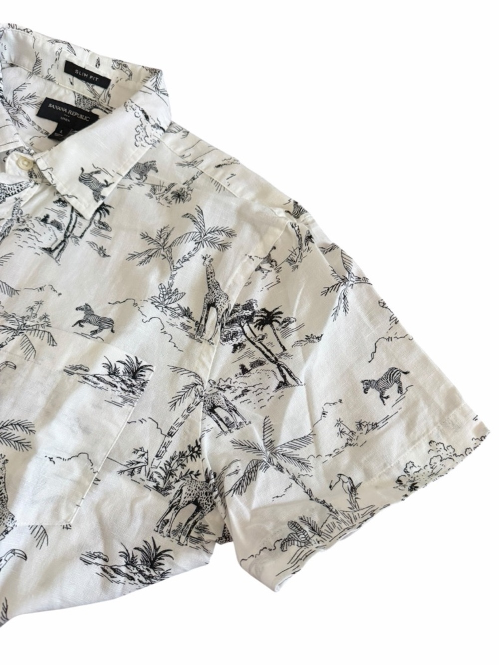 Express short sleeve Red Tropical Print Short-Sleeve Button-Down Shirt bundle - Picture 4 of 8